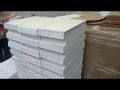 В типографии сегодня шумно: слышен ритмичный звук типографского станка