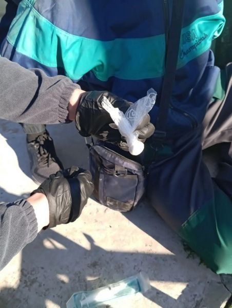 В Мишкино оперуполномоченные изъяли у 52-летнего местного жителя синтетическое наркотическое средство В Мишкино оперуполномоченные изъяли у 52-летнего местного жителя синтетическое наркотическое средство