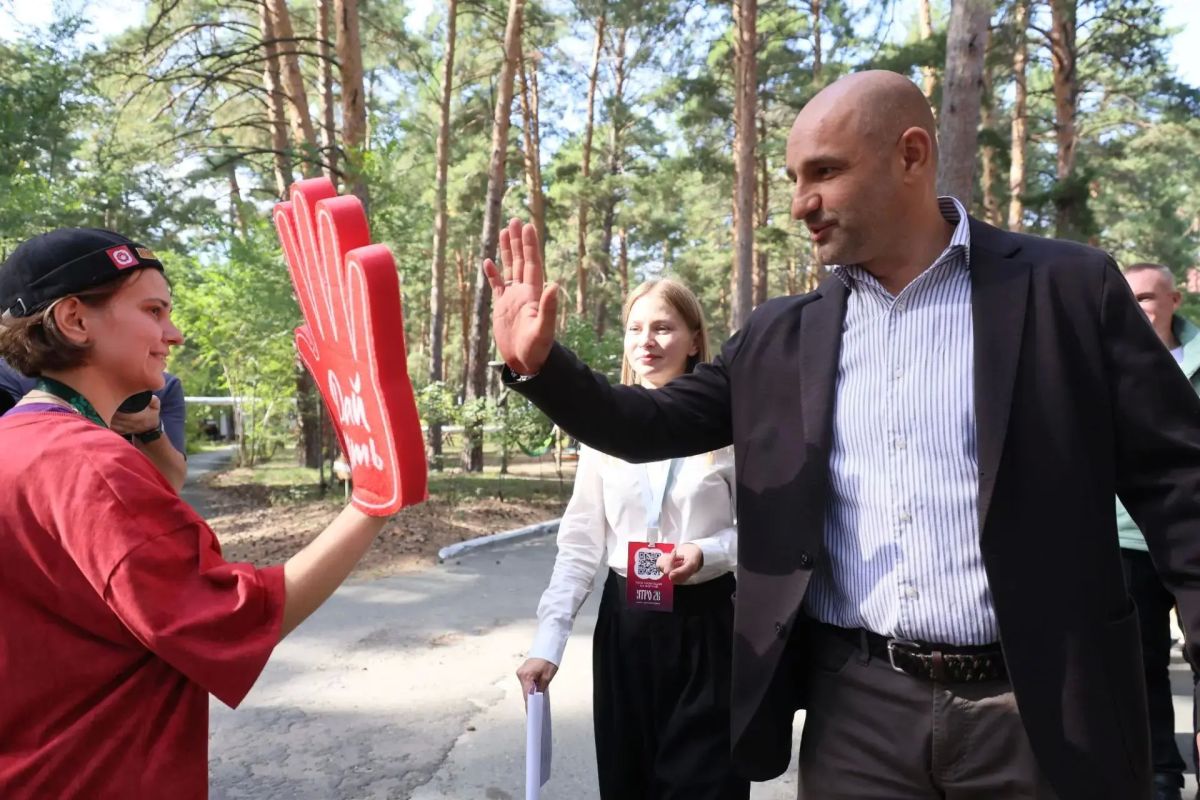 Артём Жога: Приехал на площадку форума "УТРО" Артём Жога: Приехал на площадку форума "УТРО"