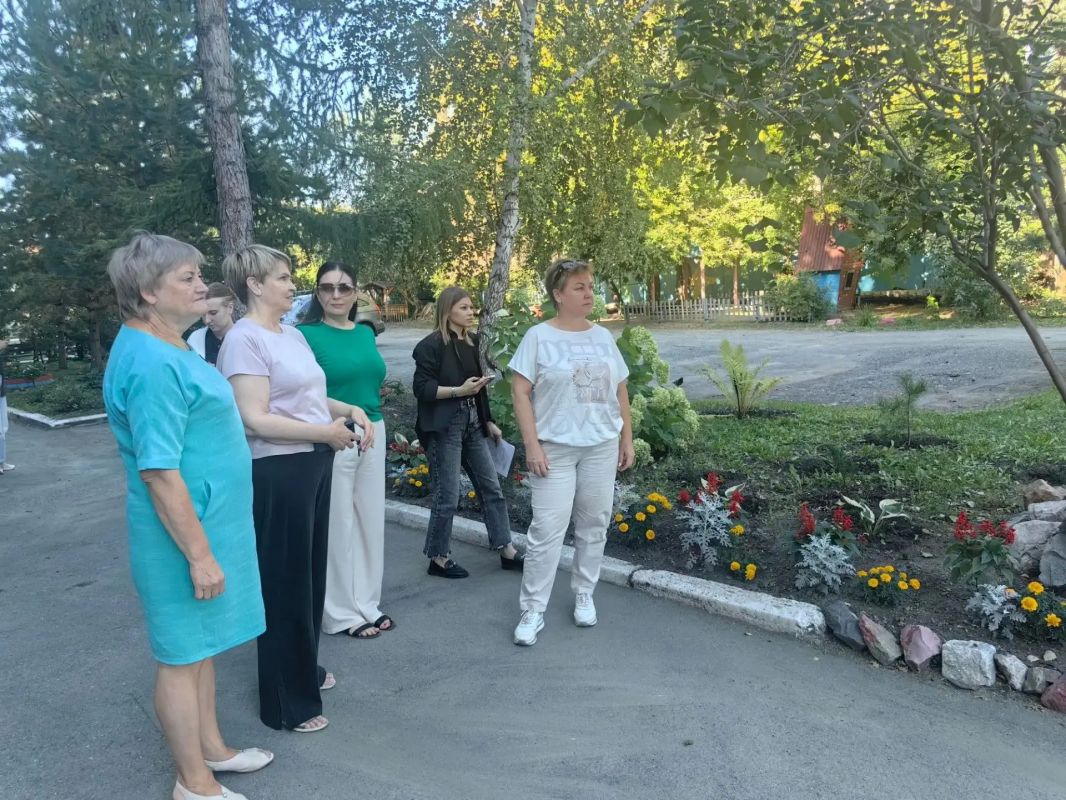 В Кургане продолжается ежегодный городской конкурс «Родная улица моя» В Кургане продолжается ежегодный городской конкурс «Родная улица моя»