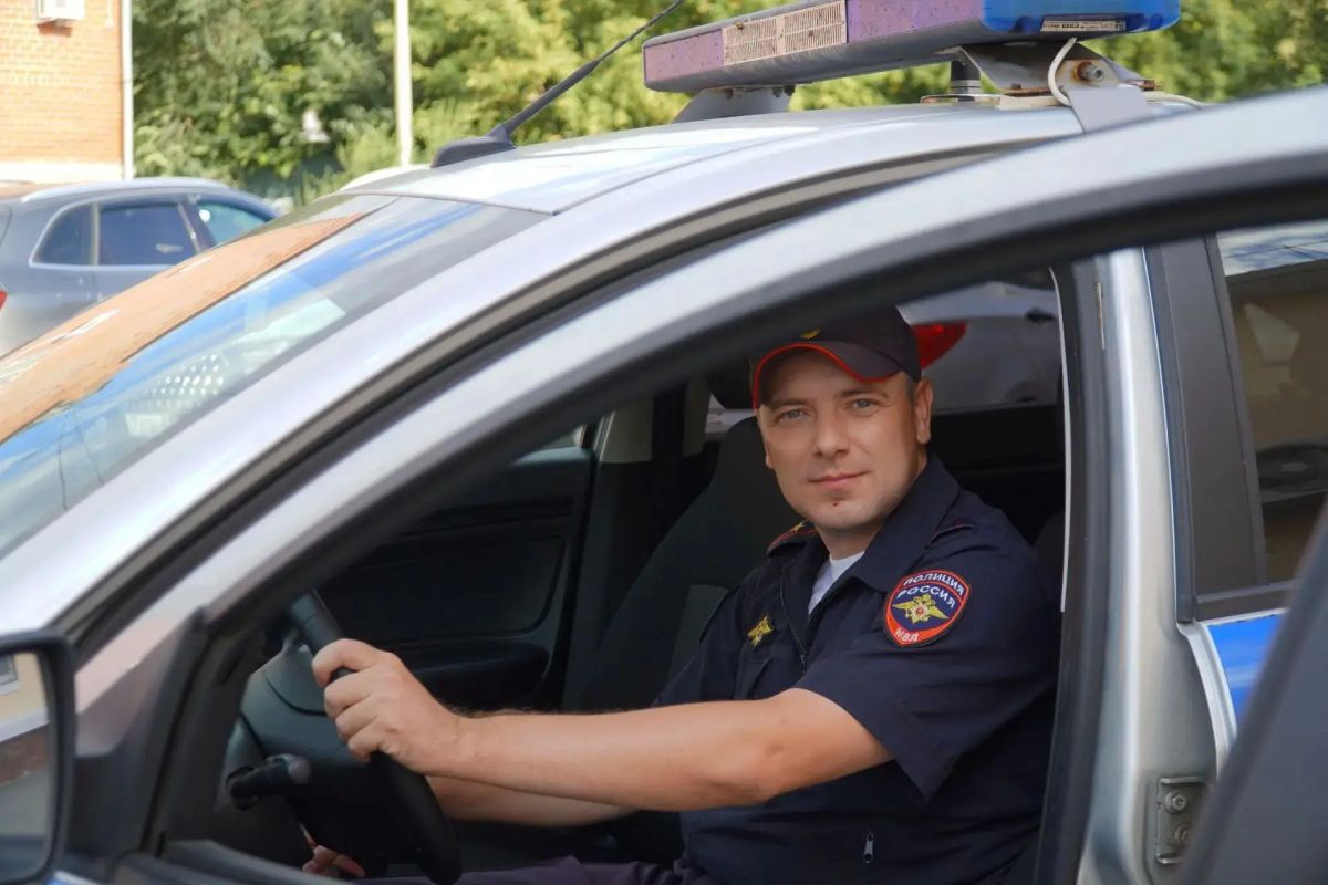 Продолжаем рассказывать о полицейских, участвующих в конкурсе «Народный участковый – 2026» Продолжаем рассказывать о полицейских, участвующих в конкурсе «Народный участковый – 2026»