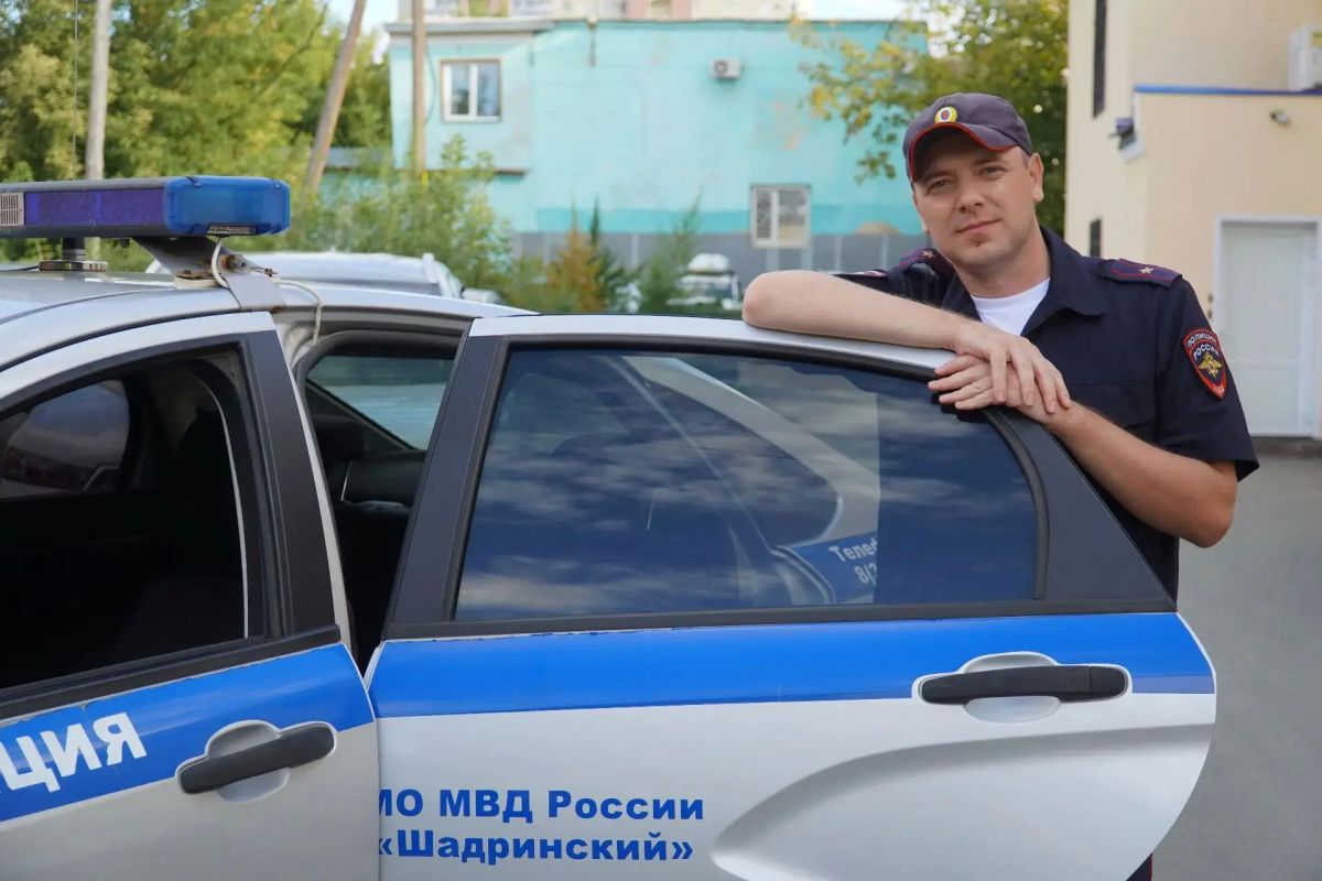 Продолжаем рассказывать о полицейских, участвующих в конкурсе «Народный участковый – 2026» Продолжаем рассказывать о полицейских, участвующих в конкурсе «Народный участковый – 2026»