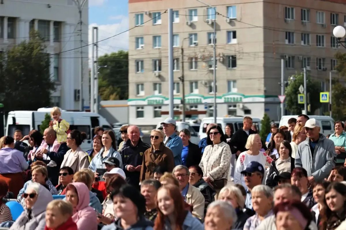 В Кургане с неизменным успехом прошла традиционная «Александровская ярмарка» В Кургане с неизменным успехом прошла традиционная «Александровская ярмарка»