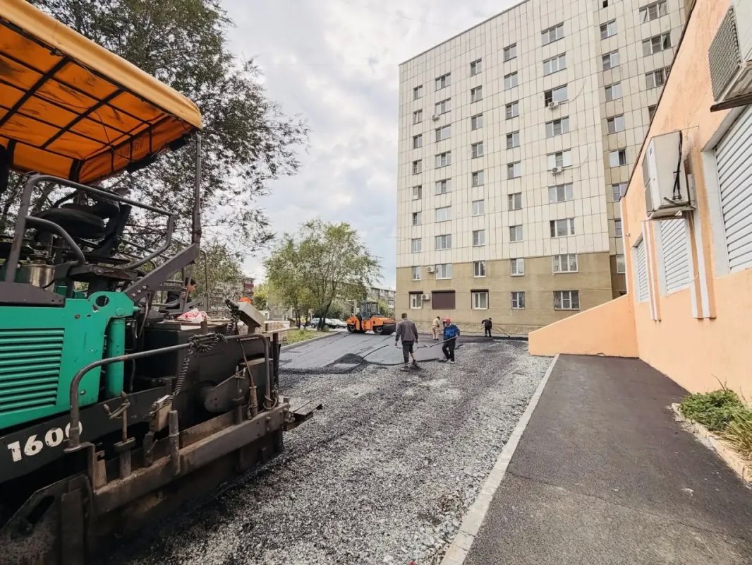 Вадим Шумков: Завершаем в Кургане комплексное улучшение улицы Дзержинского Вадим Шумков: Завершаем в Кургане комплексное улучшение улицы Дзержинского