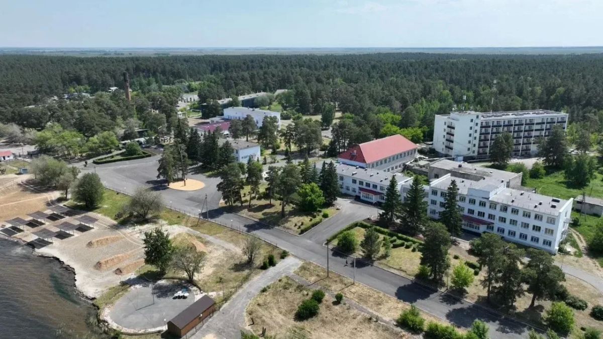 Вадим Шумков: Завершили ремонт дороги к санаторию «Сосновая роща» Вадим Шумков: Завершили ремонт дороги к санаторию «Сосновая роща»