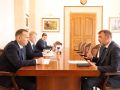 Сегодня, 16 сентября, состоялась рабочая встреча губернатора Курганской области Вадима Шумкова и начальника ЮУЖД Игоря Рязанова