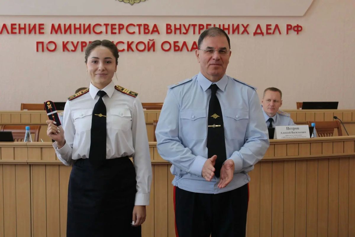 Начальник Управления МВД России по Курганской области встретился с выпускниками ведомственных вузов МВД России Начальник Управления МВД России по Курганской области встретился с выпускниками ведомственных вузов МВД России