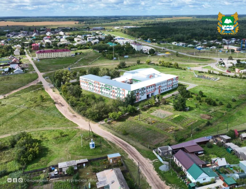 Целинный округ с каждым годом все больше благоустраивается и хорошеет для своих жителей Целинный округ с каждым годом все больше благоустраивается и хорошеет для своих жителей