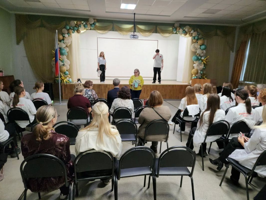 Курганские гимназисты после окончания медицинских вузов планируют работать в родном регионе Курганские гимназисты после окончания медицинских вузов планируют работать в родном регионе