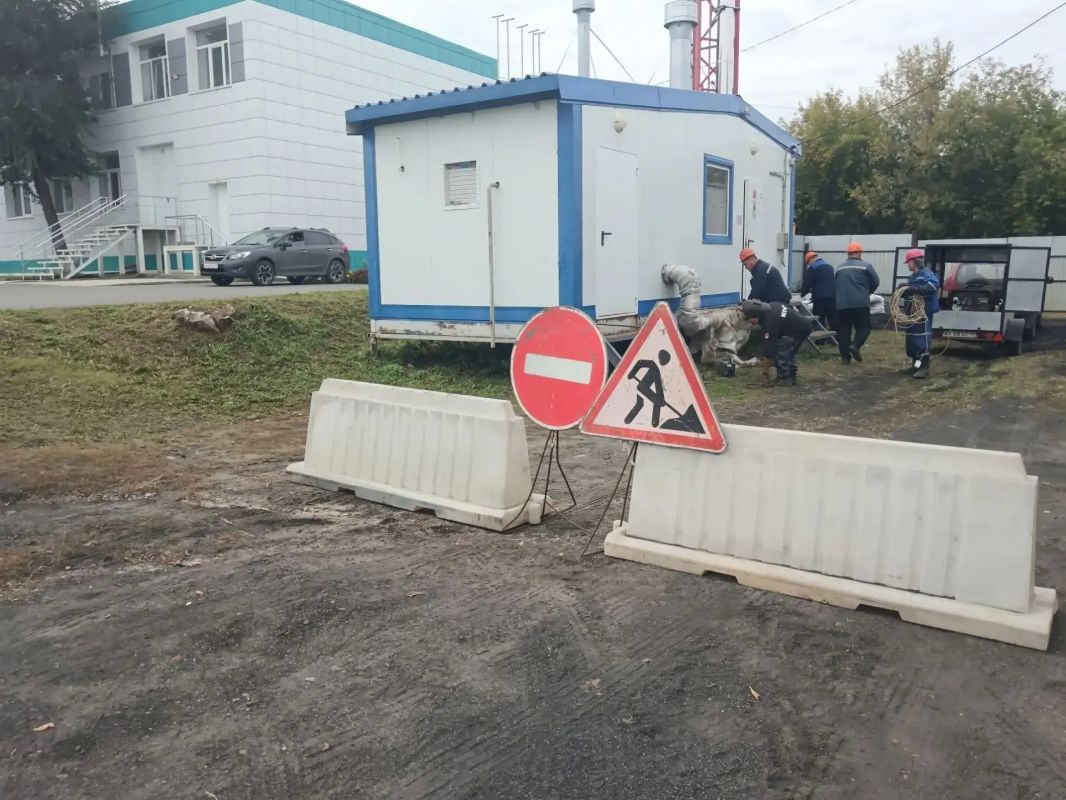 В Курганской области активно ведется подготовка к отопительному сезону 2026–2027 годов во всех муниципальных округах – проводятся противоаварийные тренировки на объектах теплоснабжения. Они помогают отработать действия при... В Курганской области активно ведется подготовка к отопительному сезону 2026–2027 годов во всех муниципальных округах – проводятся противоаварийные тренировки на объектах теплоснабжения. Они помогают отработать действия при...