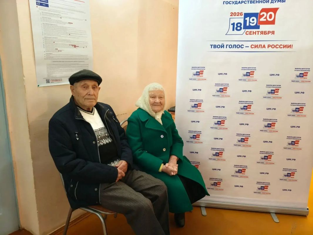 На выборах депутатов Государственной Думы голосуют старейшие жители Зауралья На выборах депутатов Государственной Думы голосуют старейшие жители Зауралья
