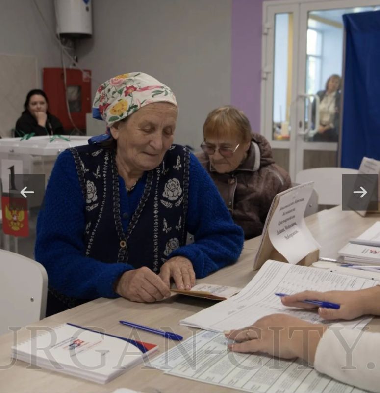 На выборы с Дусей. Чем запомнился первый день голосования в Кургане На выборы с Дусей. Чем запомнился первый день голосования в Кургане