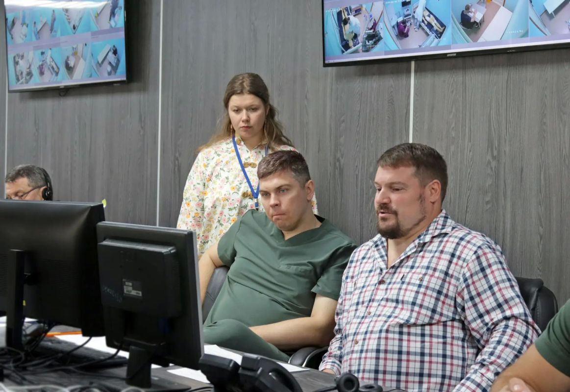 Выпускники Центра Илизарова успешно прошли аккредитацию Выпускники Центра Илизарова успешно прошли аккредитацию