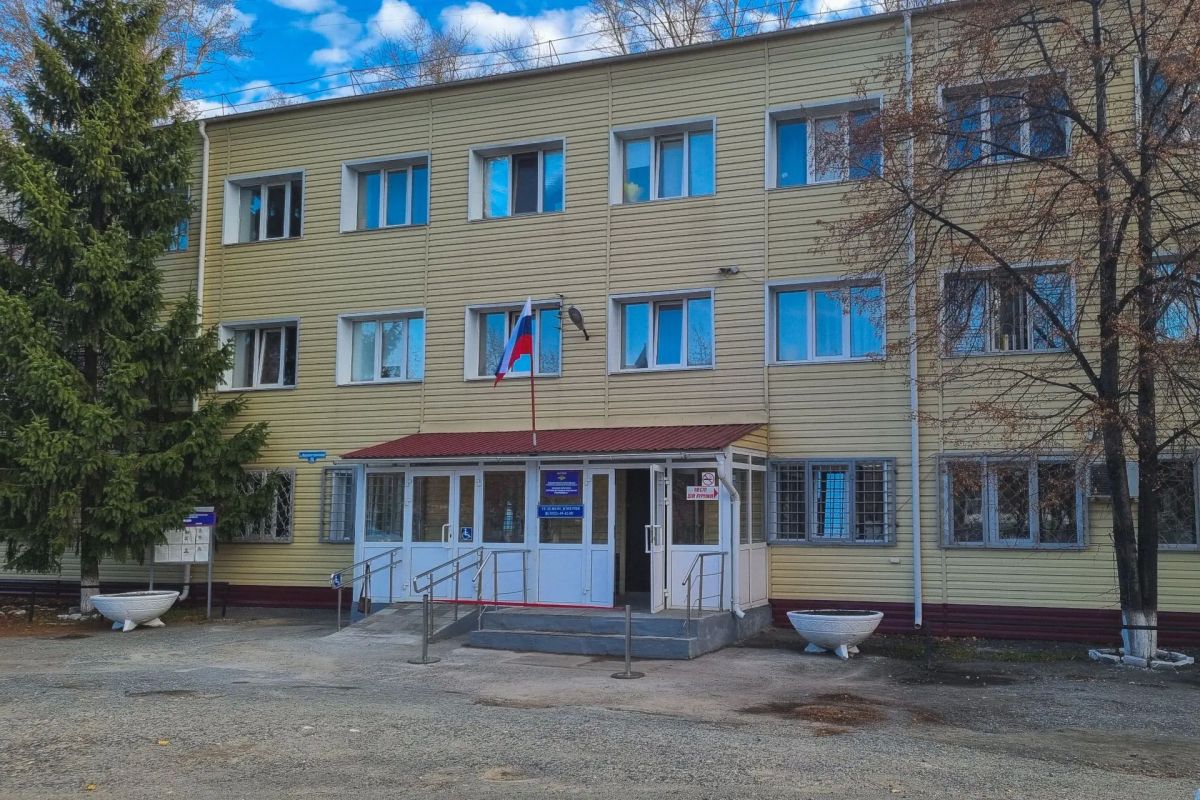 В Кургане полицейские задержали подозреваемого в краже колес с автомобиля