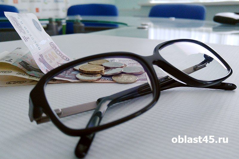 Сбор урожая в Курганской области и количество самозапретов на кредиты в России - главное за 22 сентября