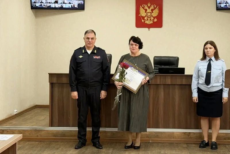 В УМВД России по Курганской области поздравили с профессиональным праздником сотрудников Информационного центра В УМВД России по Курганской области поздравили с профессиональным праздником сотрудников Информационного центра