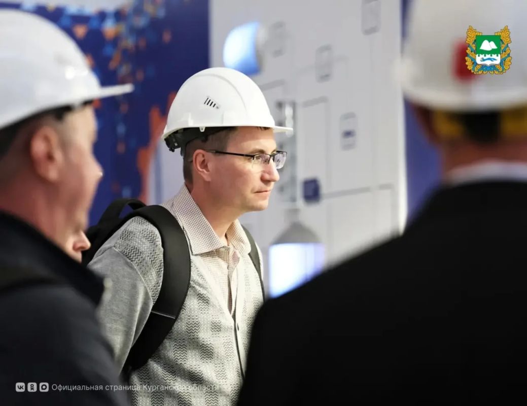 По инициативе губернатора Курганской области Вадима Шумкова в Кургане прошла торговозакупочная сессия в рамках мероприятия «День поставщика с ПАО “Татнефть”» По инициативе губернатора Курганской области Вадима Шумкова в Кургане прошла торговозакупочная сессия в рамках мероприятия «День поставщика с ПАО “Татнефть”»