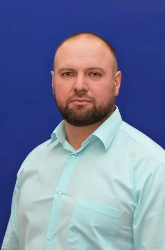 Педагог дополнительного образования Кетовского детско-юношеского центра Николай Кузьмин представляет Курганскую область в финале Всероссийского конкурса «Сердце отдаю детям», который проходит в эти дни в Самаре Педагог дополнительного образования Кетовского детско-юношеского центра Николай Кузьмин представляет Курганскую область в финале Всероссийского конкурса «Сердце отдаю детям», который проходит в эти дни в Самаре