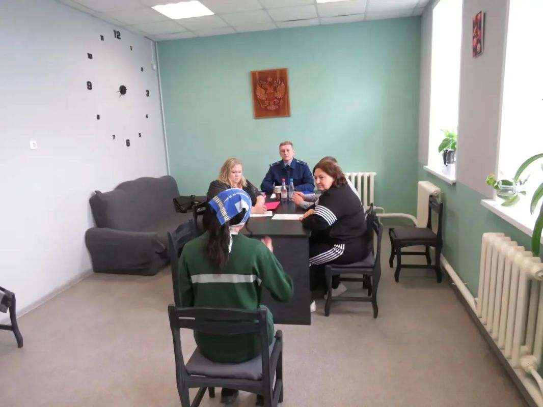 Курганским прокурором по надзору за соблюдением законов в исправительных учреждениях Курганской области Битковым А.П. совместно с Уполномоченным по правам человека в Курганской области Лопатиной А.Е. в рамках проведения... Курганским прокурором по надзору за соблюдением законов в исправительных учреждениях Курганской области Битковым А.П. совместно с Уполномоченным по правам человека в Курганской области Лопатиной А.Е. в рамках проведения...