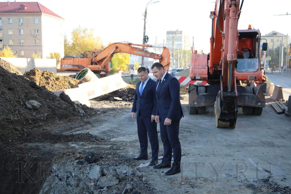 На улице Дзержинского завершается замена ветхих коммуникаций На улице Дзержинского завершается замена ветхих коммуникаций