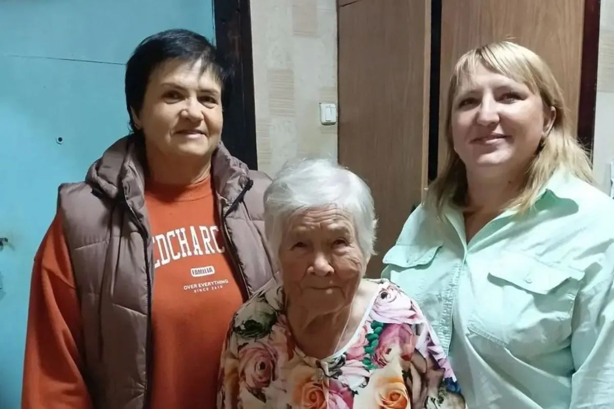 В Кургане жители территориальных общественных самоуправлений по-особенному отметили День пожилого человека: с искренним вниманием, заботой и душевным теплом В Кургане жители территориальных общественных самоуправлений по-особенному отметили День пожилого человека: с искренним вниманием, заботой и душевным теплом