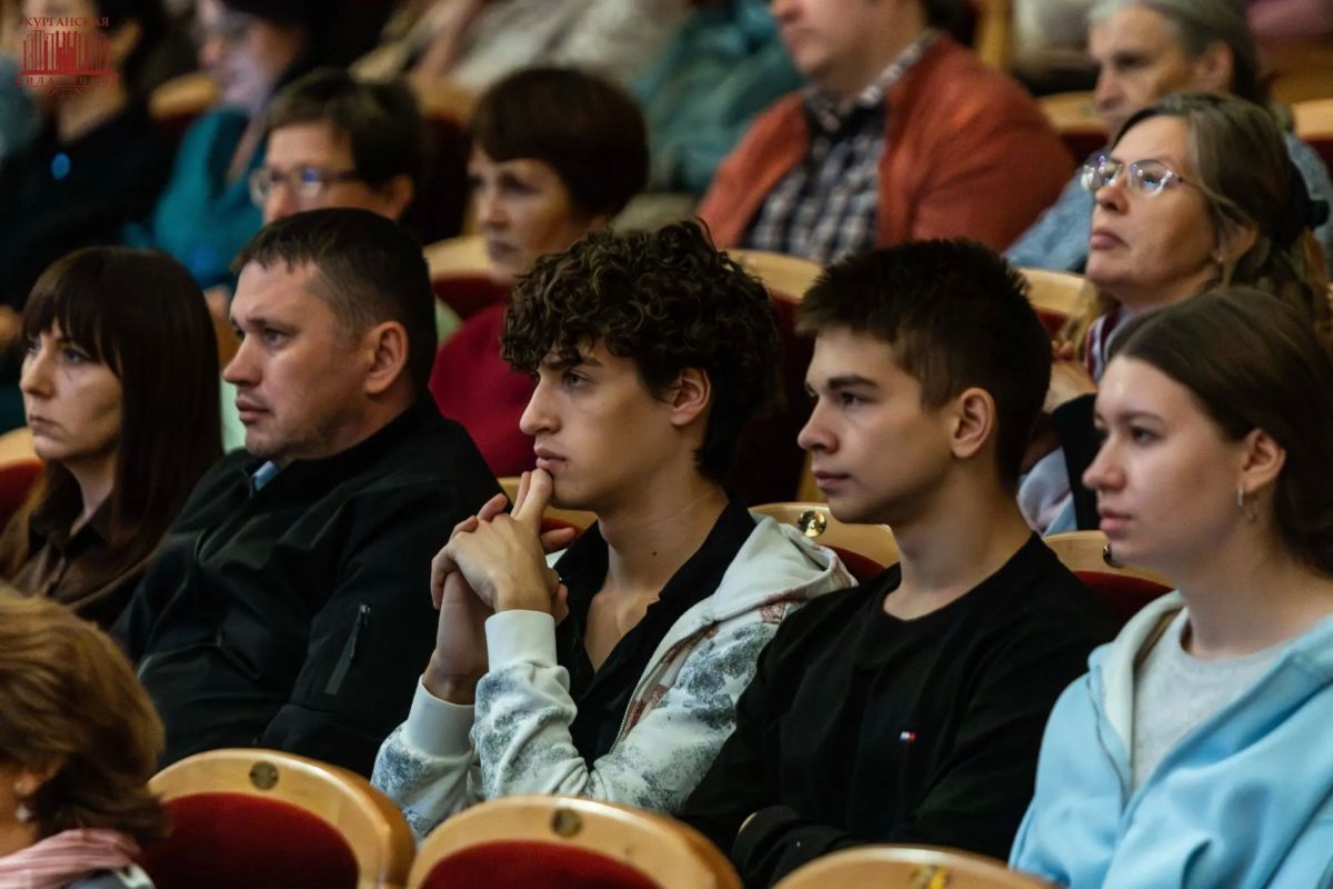 В Курганской филармонии открылся XI Всероссийский музыкальный фестиваль имени Дмитрия Шостаковича В Курганской филармонии открылся XI Всероссийский музыкальный фестиваль имени Дмитрия Шостаковича