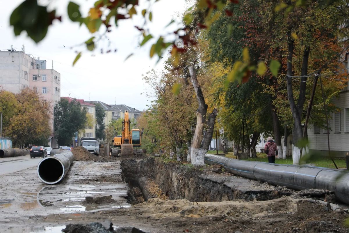 Антон Науменко: Также в ходе объезда проверили ремонт сетей и благоустройство общественной территории около ЦПКиО Антон Науменко: Также в ходе объезда проверили ремонт сетей и благоустройство общественной территории около ЦПКиО