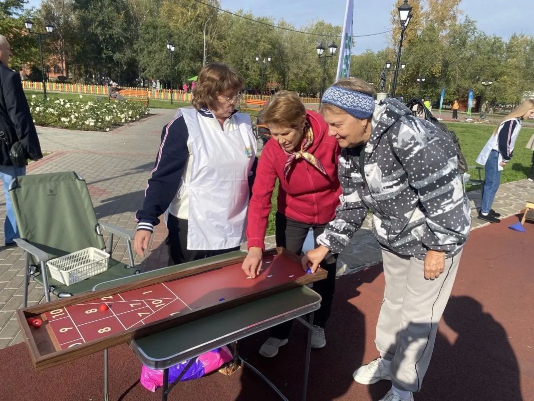 В Курганской области активно отметили День пожилых людей В Курганской области активно отметили День пожилых людей