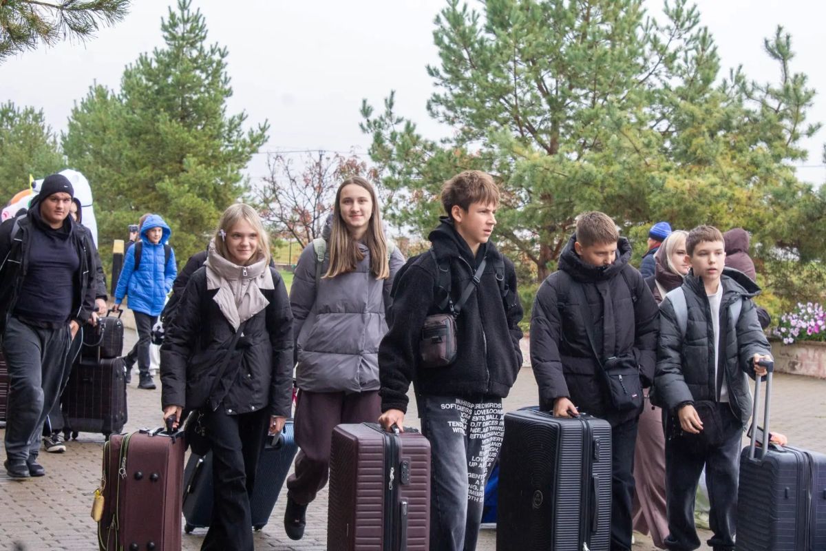 В Комплексе отдыха и развития «Чумляк» Курганской области дан старт профильной смене «2000 на Северо-Восток» для 121 ребенка из Краснодонского района Луганской Народной Республики В Комплексе отдыха и развития «Чумляк» Курганской области дан старт профильной смене «2000 на Северо-Восток» для 121 ребенка из Краснодонского района Луганской Народной Республики