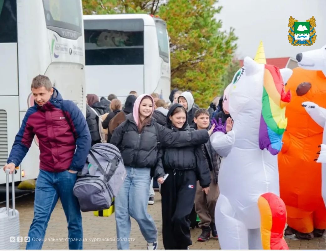 Более 120 мальчишек и девчонок из Луганской Народной Республики приехали в Курганскую область, чтобы отдохнуть в комплексе отдыха и развития «Чумляк» Более 120 мальчишек и девчонок из Луганской Народной Республики приехали в Курганскую область, чтобы отдохнуть в комплексе отдыха и развития «Чумляк»