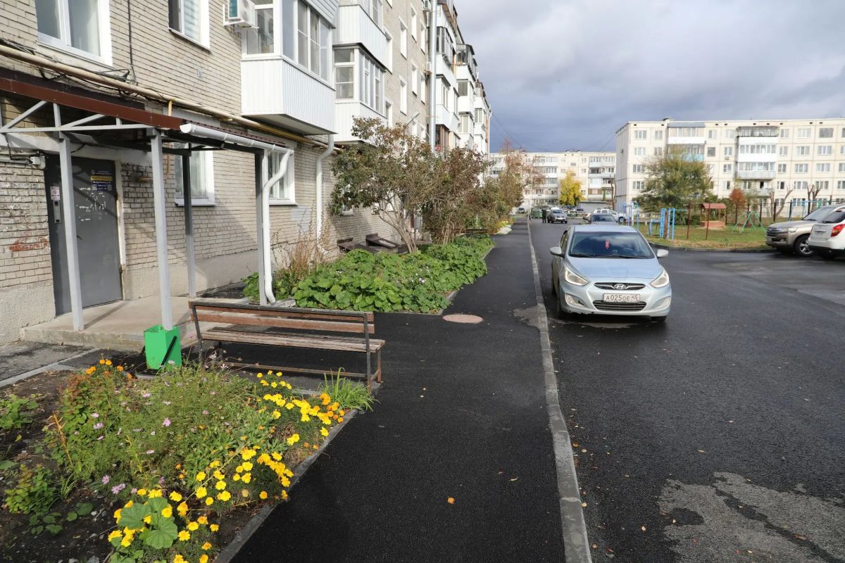 В Кургане ремонтируют более 70 дворов В Кургане ремонтируют более 70 дворов