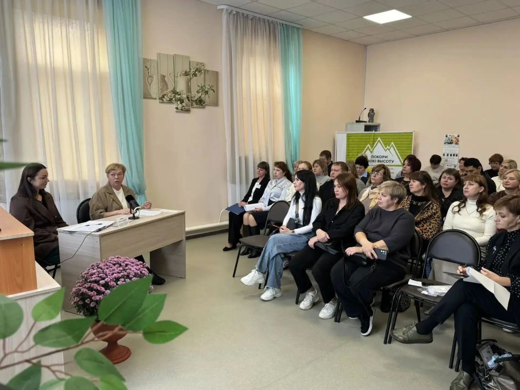 В городе Шадринске прошла межрегиональная научно-практическая конференция «Стратегия здорового долголетия: системный подход к интеграции гериатрической и социальной помощи» В городе Шадринске прошла межрегиональная научно-практическая конференция «Стратегия здорового долголетия: системный подход к интеграции гериатрической и социальной помощи»
