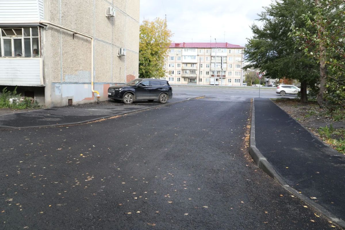В Кургане ремонтируют более 70 дворов В Кургане ремонтируют более 70 дворов