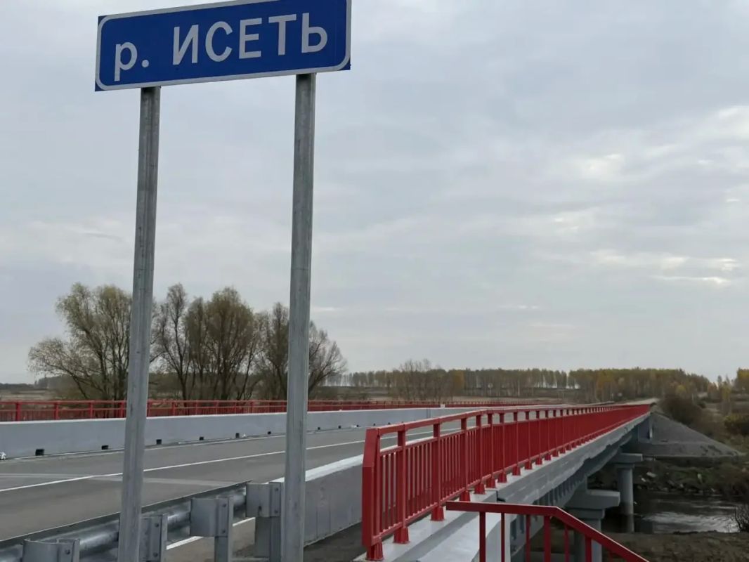 Вадим Шумков: В Катайском округе завершили ремонт моста через р. Исеть на дороге в направлении с. Марай, Зырянка, Окатова Вадим Шумков: В Катайском округе завершили ремонт моста через р. Исеть на дороге в направлении с. Марай, Зырянка, Окатова