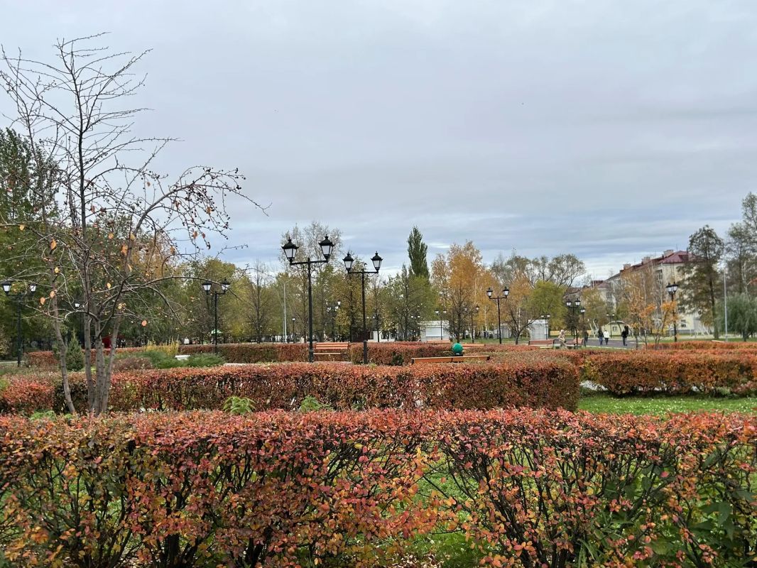 Яркий осенний Городской сад Яркий осенний Городской сад