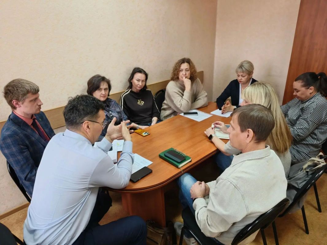 В Департаменте образования и науки Курганской области прошло первое заседание обновленного состава Общественного совета, на котором были решены ключевые организационные вопросы и намечены векторы дальнейшей работы В Департаменте образования и науки Курганской области прошло первое заседание обновленного состава Общественного совета, на котором были решены ключевые организационные вопросы и намечены векторы дальнейшей работы