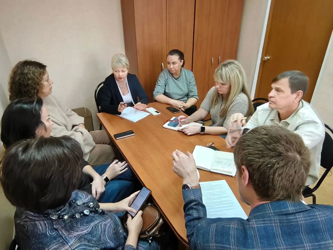 В Департаменте образования и науки Курганской области прошло первое заседание обновленного состава Общественного совета, на котором были решены ключевые организационные вопросы и намечены векторы дальнейшей работы В Департаменте образования и науки Курганской области прошло первое заседание обновленного состава Общественного совета, на котором были решены ключевые организационные вопросы и намечены векторы дальнейшей работы