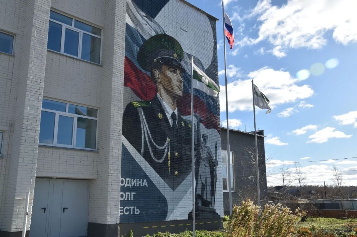 В курганской школе впервые открыт отдельный кадетский класс из девочек В курганской школе впервые открыт отдельный кадетский класс из девочек