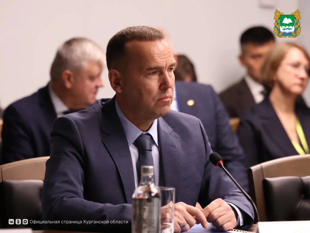 Губернатор Вадим Шумков принял участие в Совете при полномочном представителе Президента РФ в Уральском федеральном округе