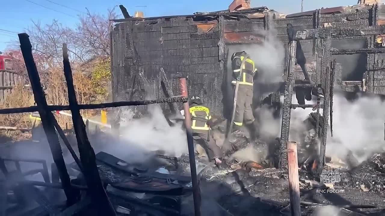Неисправное электрооборудование привело к крупному пожару в Курганской области