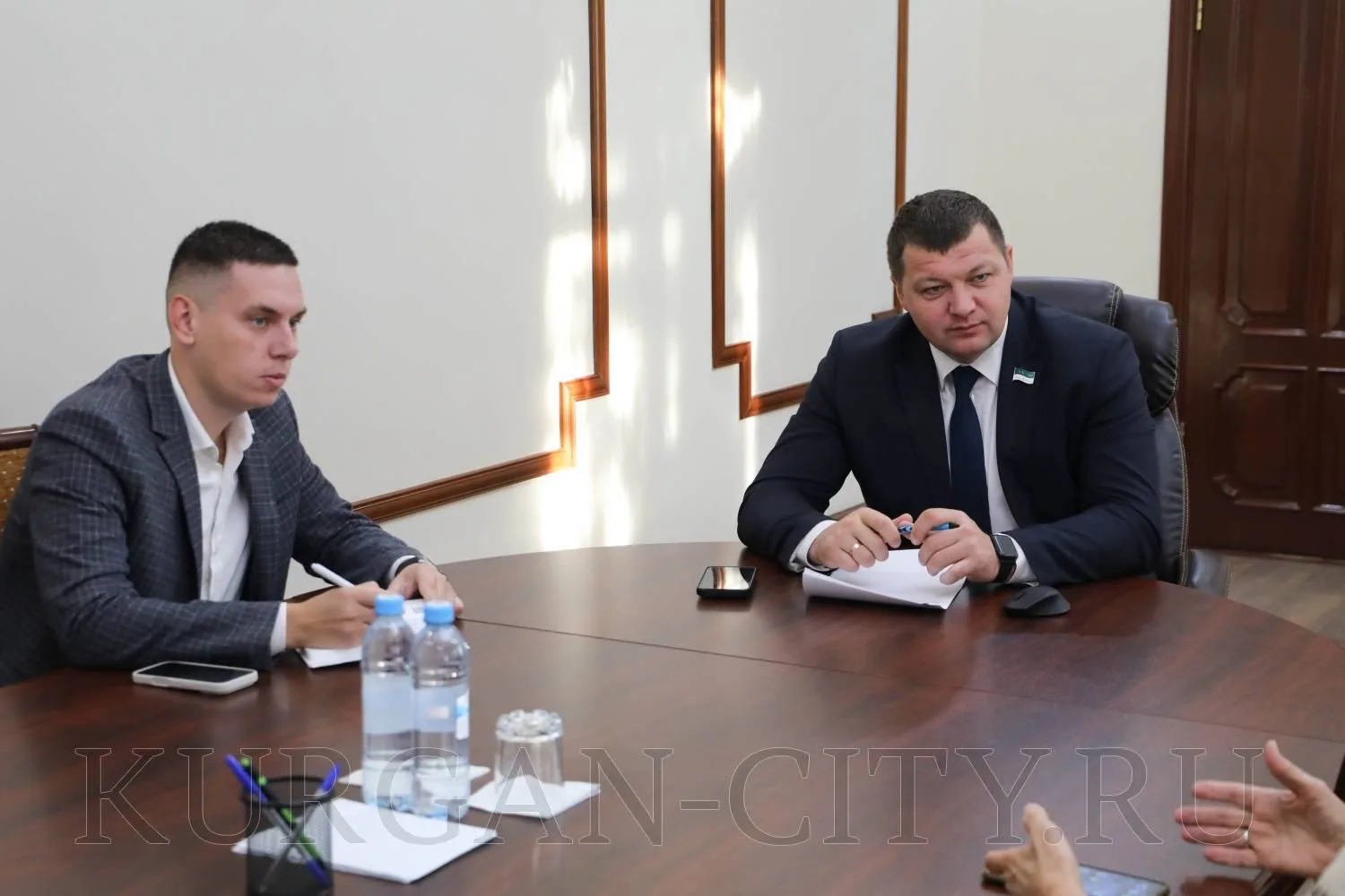 Глава города Кургана Антон Науменко продолжает приёмы граждан по личным вопросам
