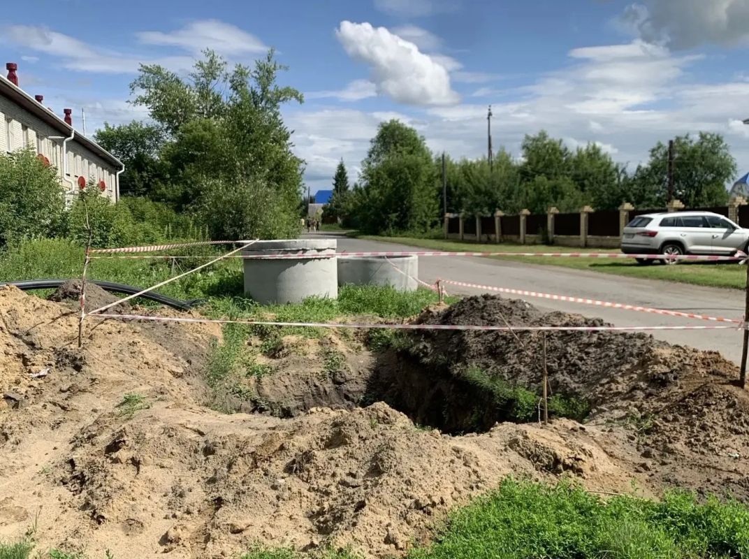 В городе Куртамыше завершается реконструкция водопроводных сооружений — работы идут в рамках проекта «Модернизация коммунальной инфраструктуры» (МКИ) нацпроекта «Инфраструктура для жизни», по инициативе губернатора региона... В городе Куртамыше завершается реконструкция водопроводных сооружений — работы идут в рамках проекта «Модернизация коммунальной инфраструктуры» (МКИ) нацпроекта «Инфраструктура для жизни», по инициативе губернатора региона...