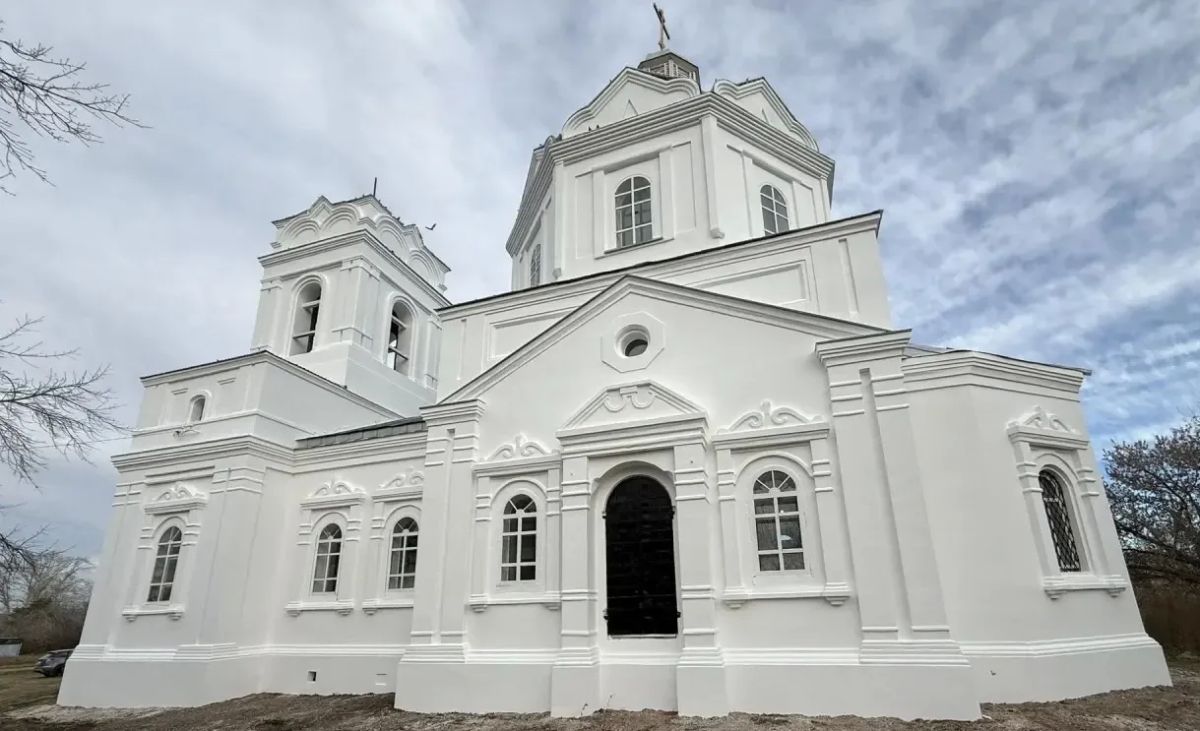 Вадим Шумков: Закончили работы по фасаду на Троицкой церкви в с. Лисье Лебяжьевского МО. В следующем году проведём работы по кровле и завершим восстановление очередного храма Вадим Шумков: Закончили работы по фасаду на Троицкой церкви в с. Лисье Лебяжьевского МО. В следующем году проведём работы по кровле и завершим восстановление очередного храма