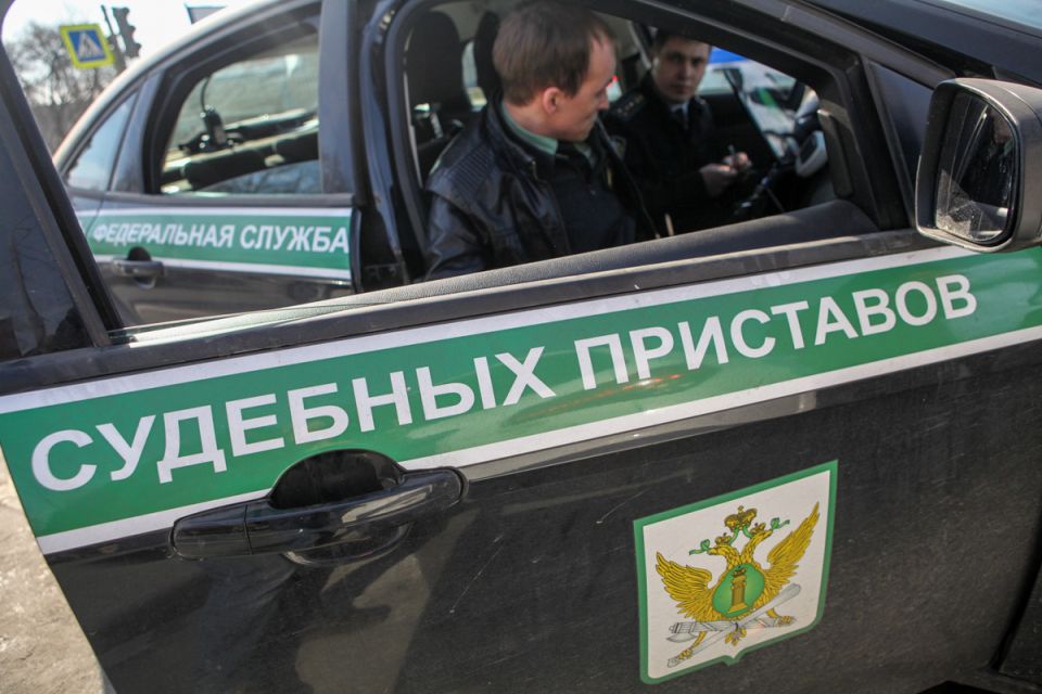 Неожиданный поворот: дарение квартиры может обернуться настоящей катастрофой для получателя