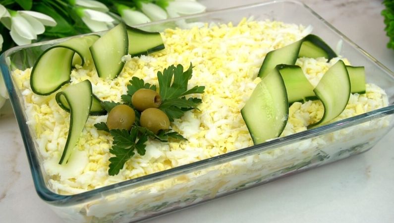 Салат с ветчиной: новый взгляд на классическую закуску