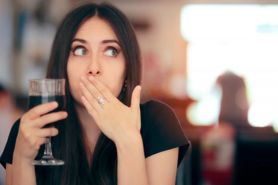 Как быстро избавиться от икоты: проверенные советы и методы