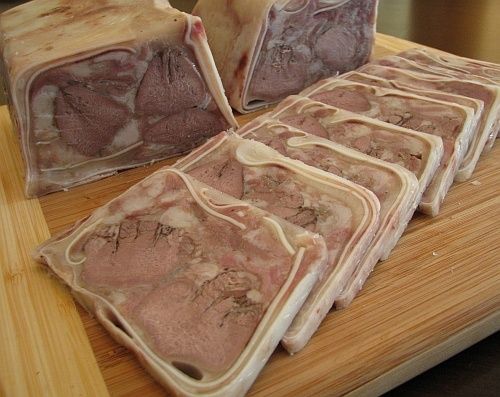 Как приготовить вкуснейшую ветчину из свиного языка и ушей