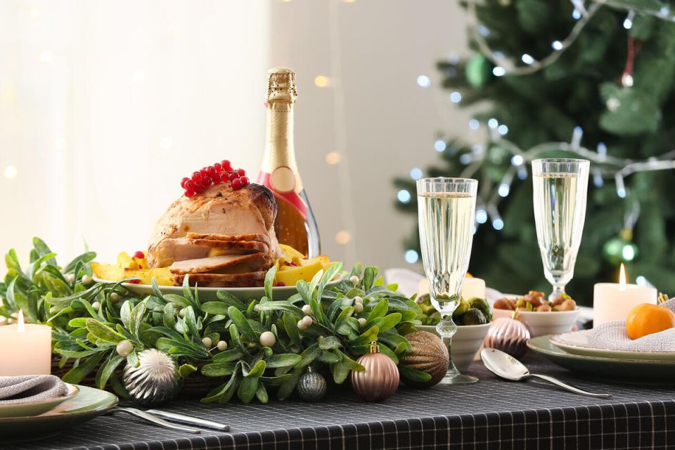 Подготовка к новогодним праздникам: секреты легкого ужина
