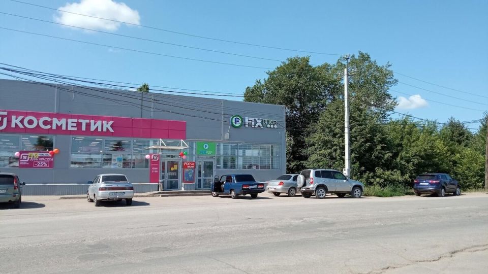 Почему магазины у дома зарабатывают на пенсионерах и малообеспеченных гражданах