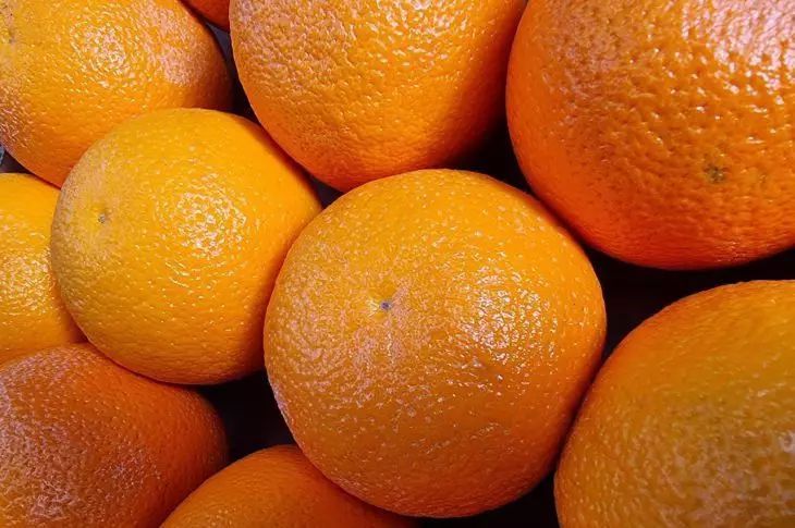 Что будет, если есть апельсины каждый день: неожиданные плюсы и скрытые риски